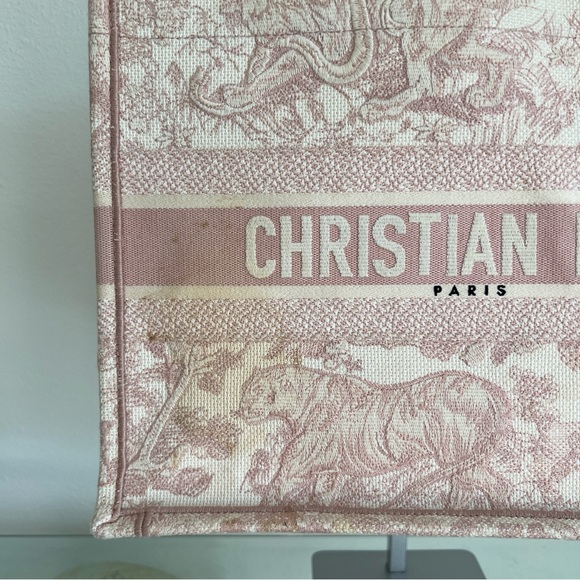 DIOR Ecru and Pink Toile de Jouy Medium Book Tote Bag / DIOR Book Tote Bag - Picture 5 of 15